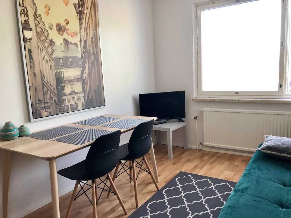 Scandinavian Heart Of The Tyoemiehenkatu Appartement